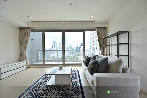 The River Condominium - 2 Beds