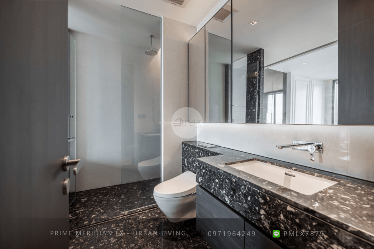 BEATNIQ Sukhumvit 32 - 2 Bed Duplex