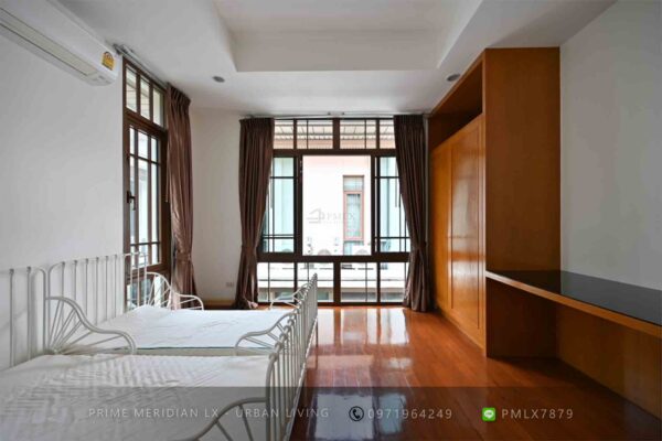 Baan Sansiri Sukhumvit 67 - Single House