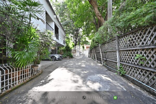 Townhouse - Sukhumvit 51 (Pet Friendly)