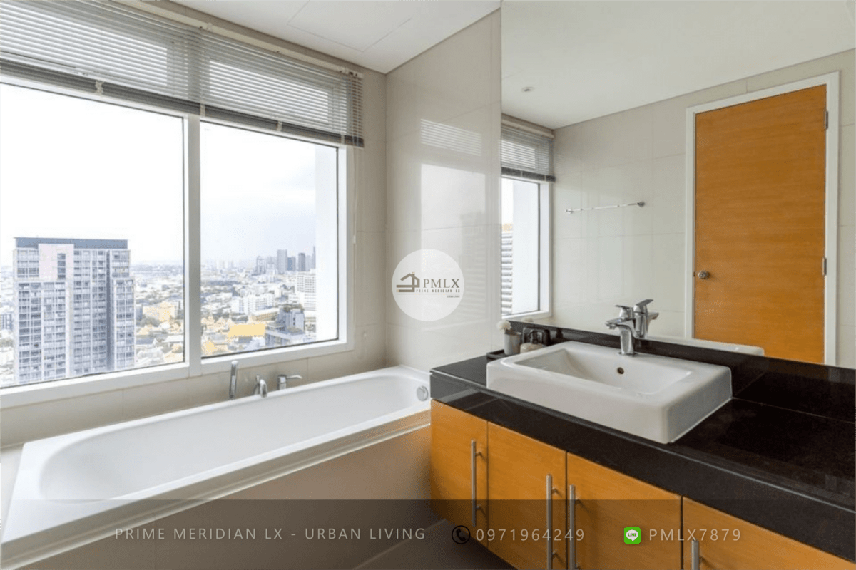 Fullerton Sukhumvit - 2 Bed