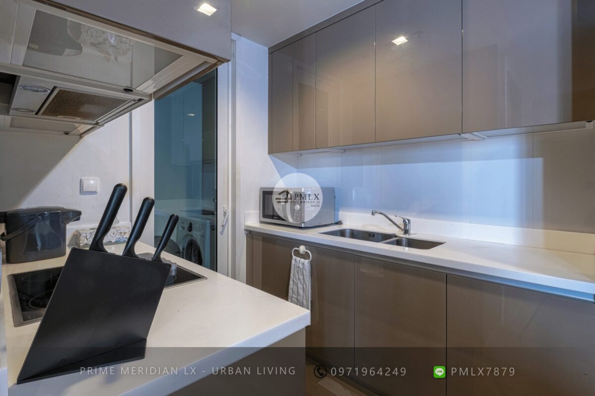 Siri At Sukhumvit - Top Floor 3 Bed