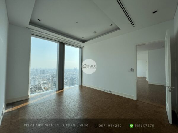 The Ritz Carlton Residences - 2 Beds