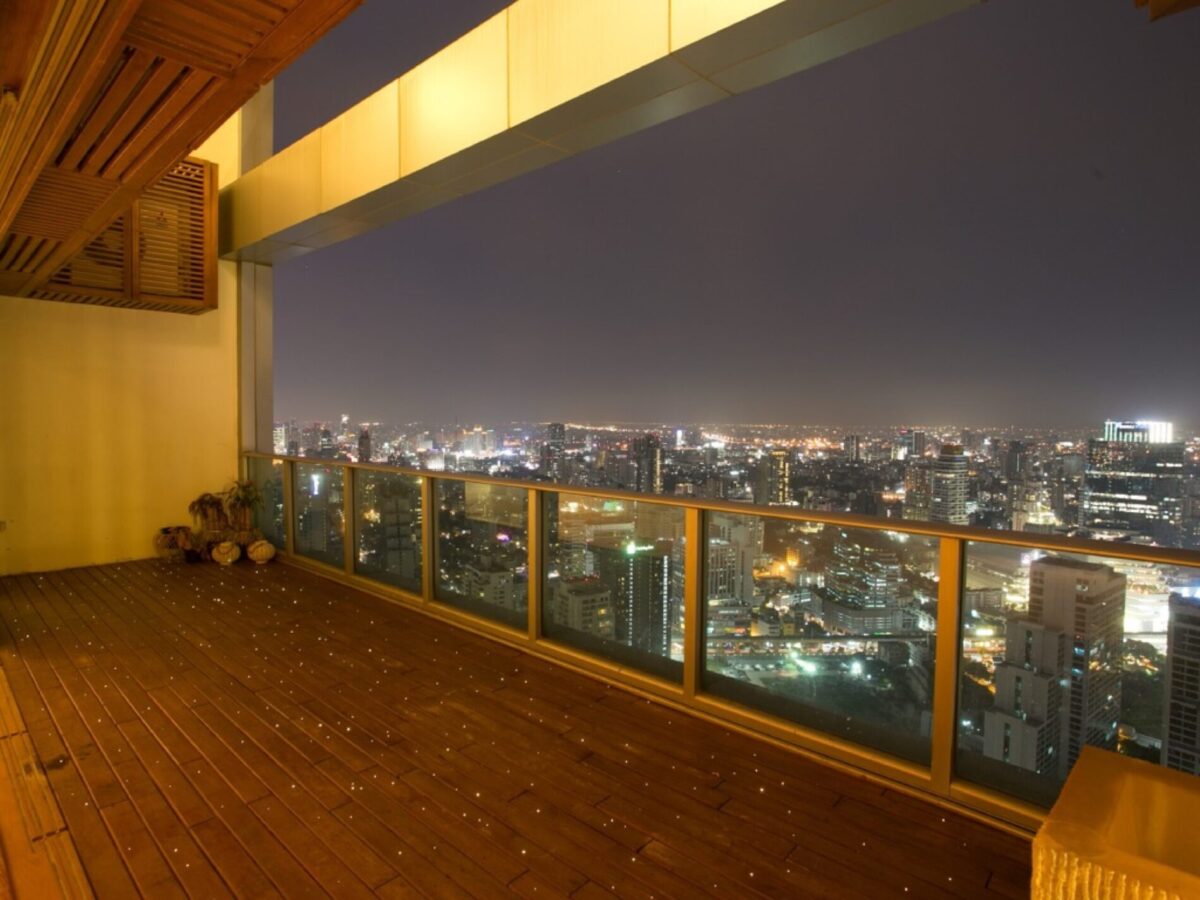 Millennium Residences - Penthouse Duplex