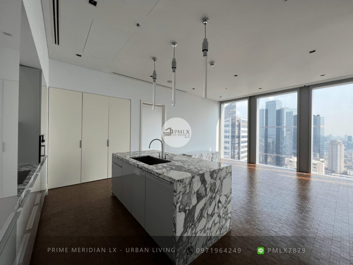 The Ritz Carlton Residences - 2 Beds