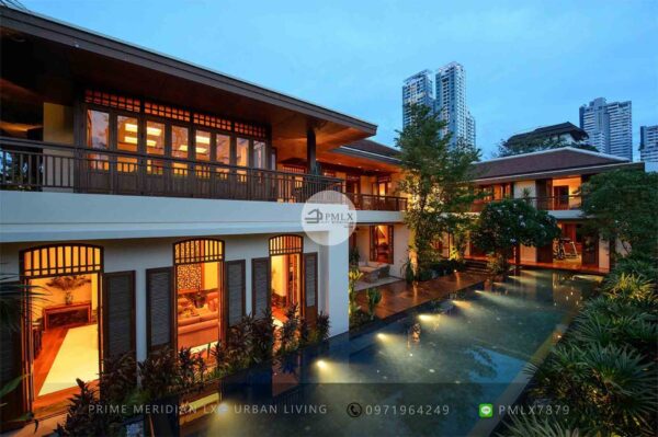 Sukhumvit 31 - Super Luxury Single House