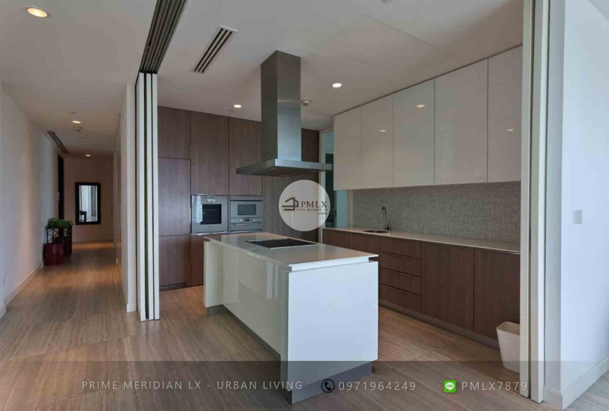 185 Rajadamri - 3 Beds