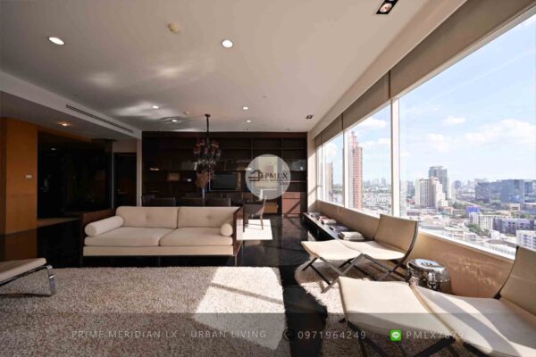 Wilshire Sukhumvit 22 - Penthouse Duplex