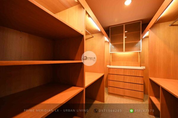 Wilshire Sukhumvit 22 - Penthouse Duplex