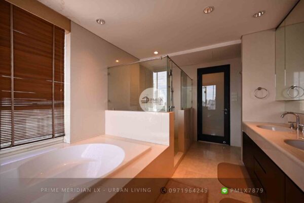 Wilshire Sukhumvit 22 - Penthouse Duplex