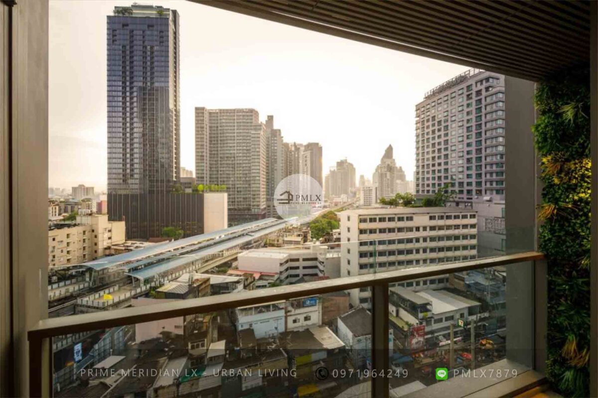 The Strand Thonglor - 2 Beds