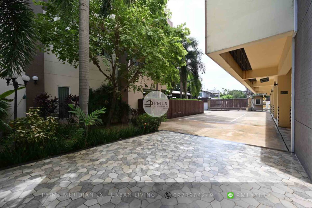 Land with Single House + Office Building (Sukhumvit 101)