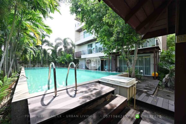 Land with Single House + Office Building (Sukhumvit 101)