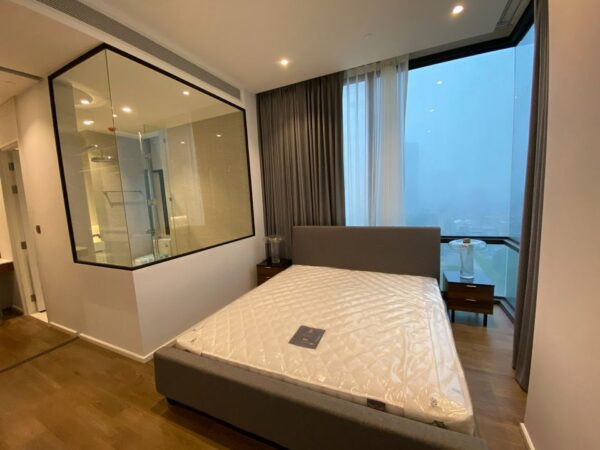 Muniq Langsuan - 2 Beds