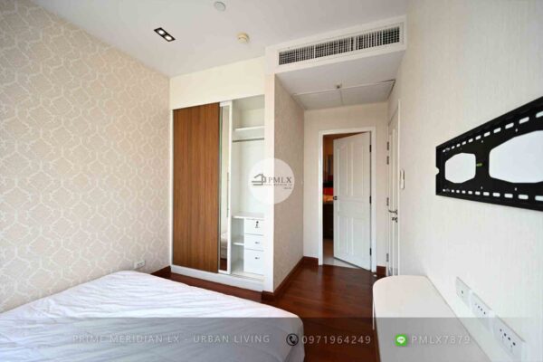 Wind Sukhumvit 23 - Triplex Penthouse