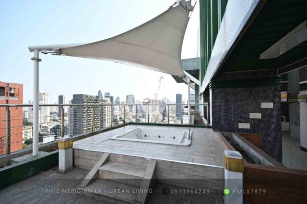 Wind Sukhumvit 23 - Triplex Penthouse