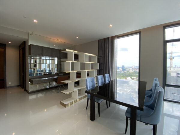 Q1 Sukhumvit - 3 Bedrooms