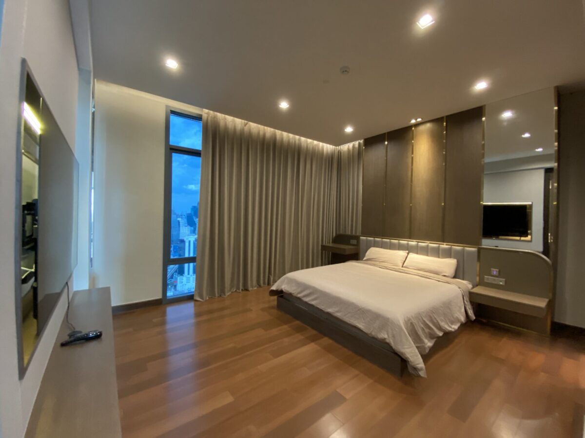 Q1 Sukhumvit - 3 Bedrooms