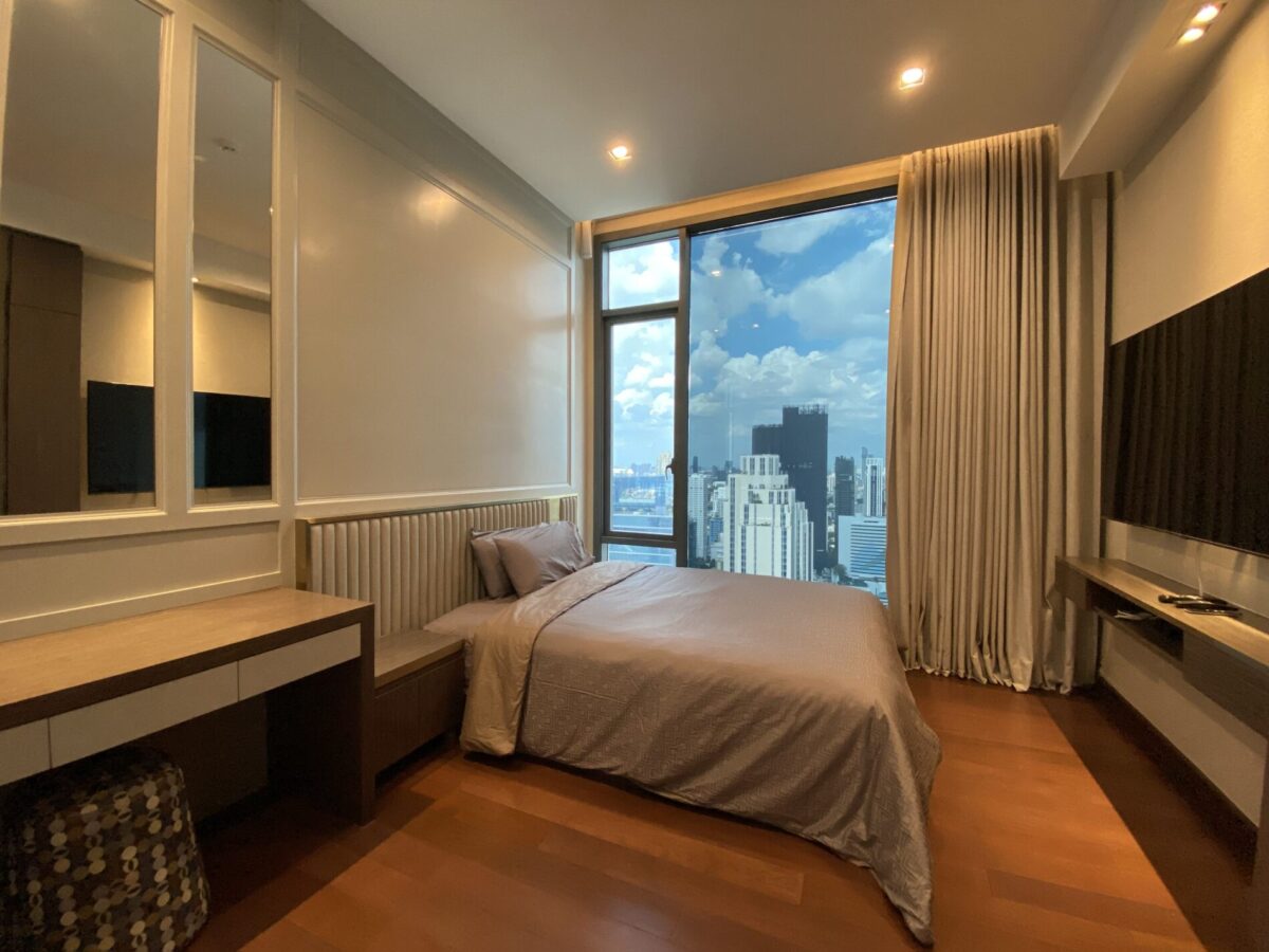 Q1 Sukhumvit - 3 Bedrooms