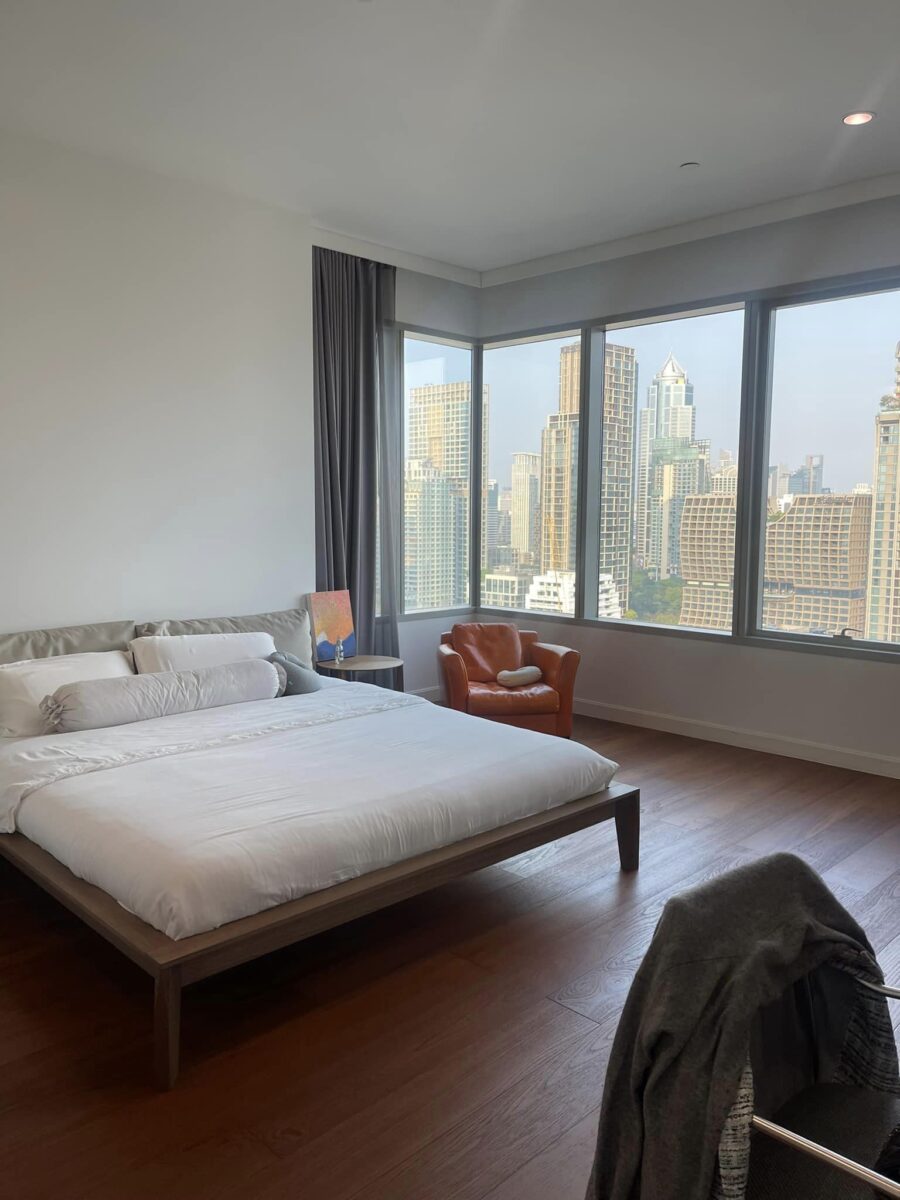 185 Rajadamri - 2 Beds