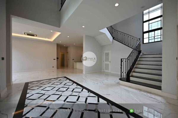 Baan Sansiri Pattanakarn - 5 Bedrooms