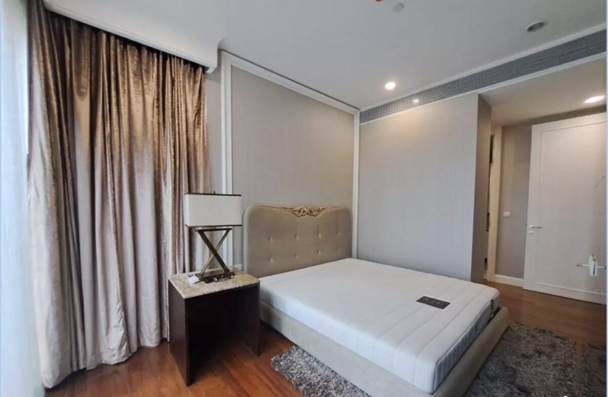 Q Langsuan - 2 Beds