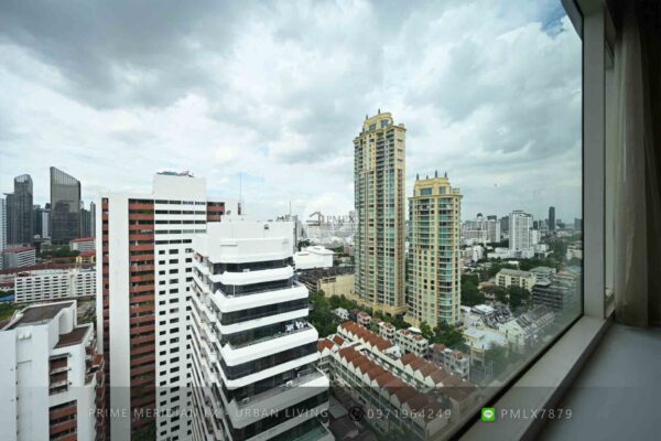 Wind Sukhumvit 23 - Triplex