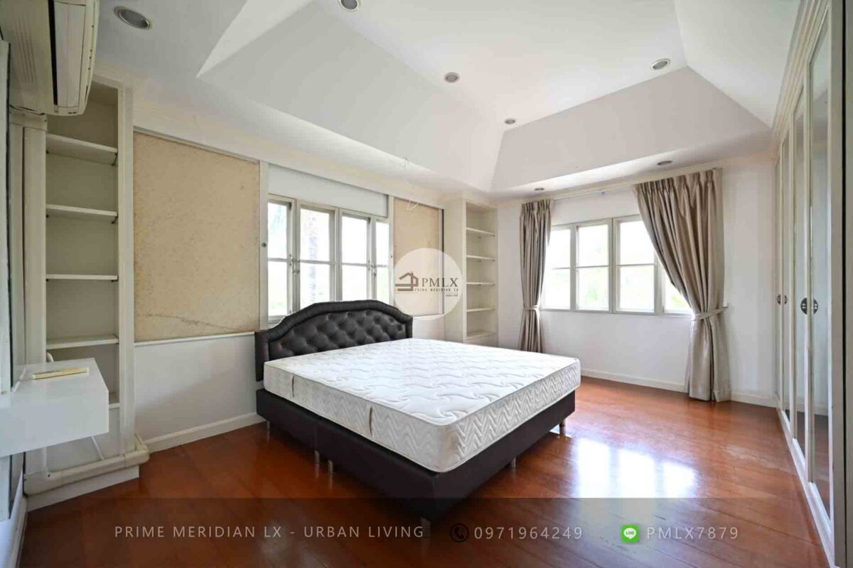 Nantawan Srinakarin - Luxury Single House