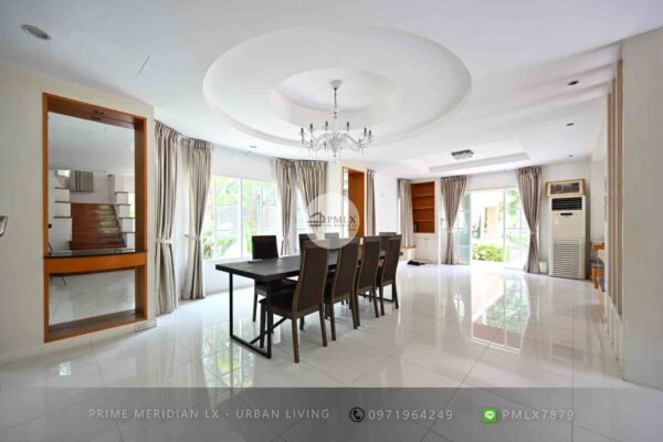 Nantawan Srinakarin - Luxury Single House