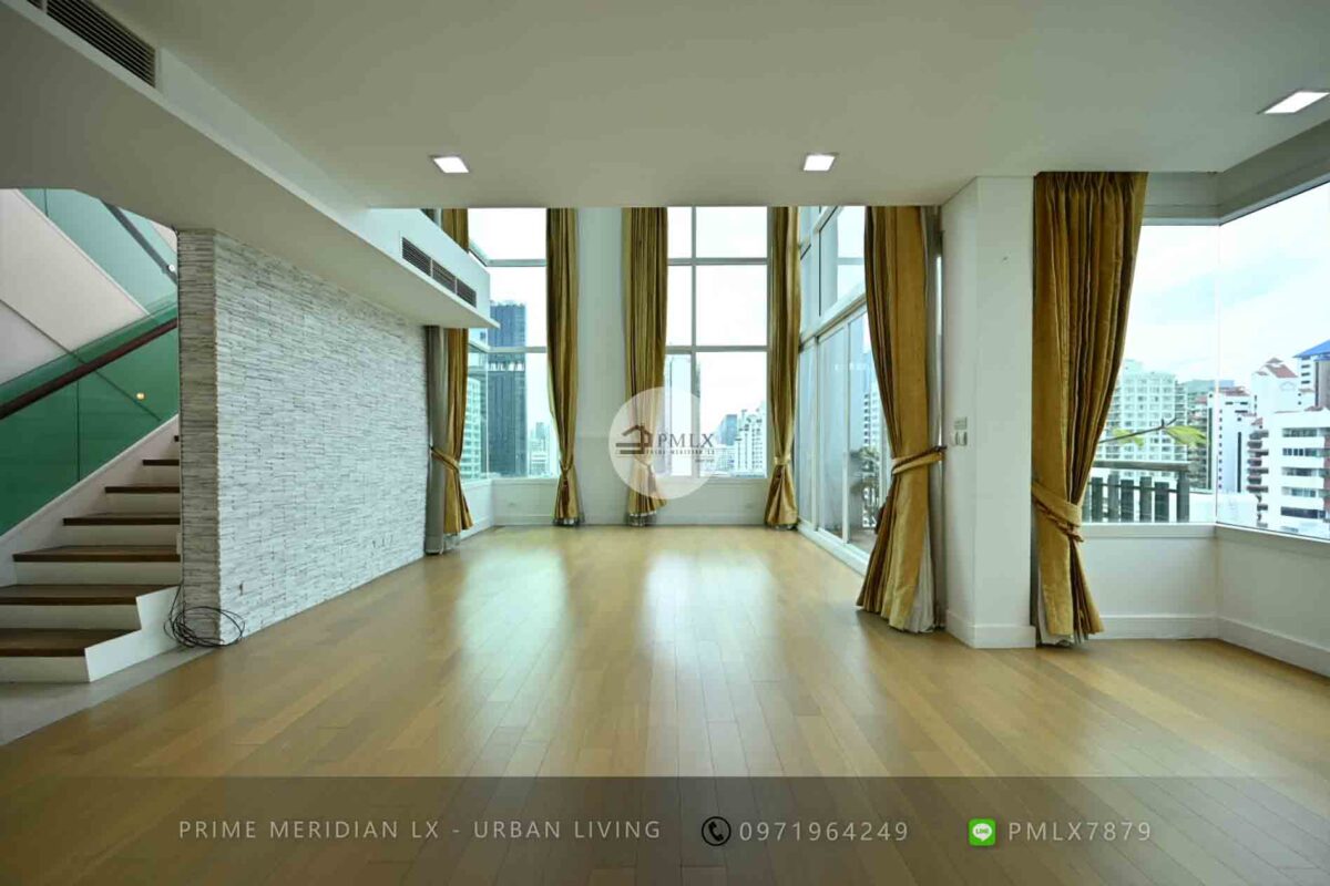 Wind Sukhumvit 23 - Triplex