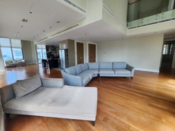 Bright Sukhumvit 24 - Rare Duplex