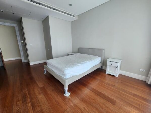 Bright Sukhumvit 24 - 6 Bedrooms