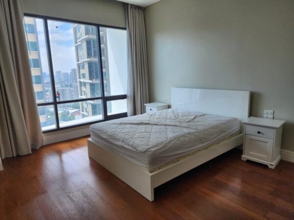 Bright Sukhumvit 24 - 6 Bedrooms