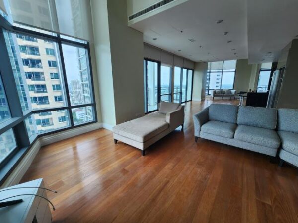 Bright Sukhumvit 24 - 6 Bedrooms