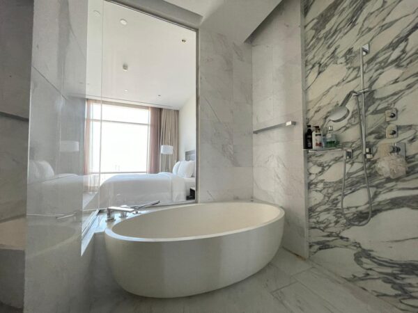 Four Seasons Private Residences - 2 Beds