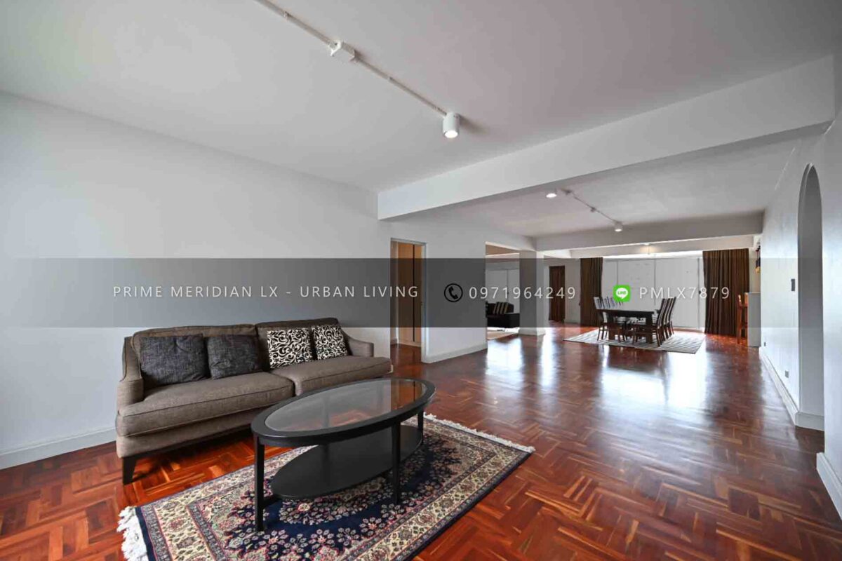 Baan Prida Sukhumvit 8 - Large Condo