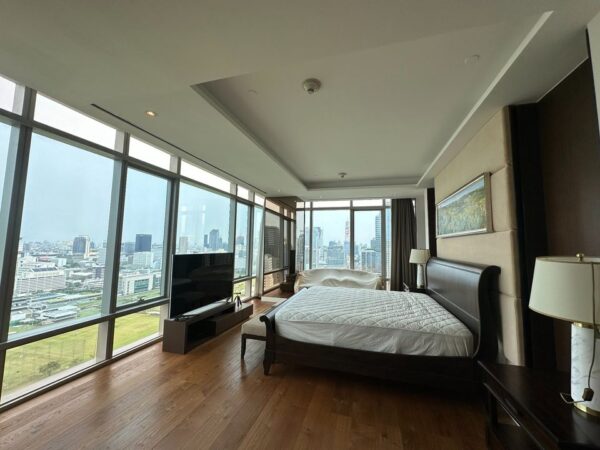 185 Rajadamri - Penthouse Duplex