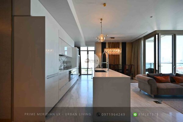 Four Seasons Private Residences - 3 Bed