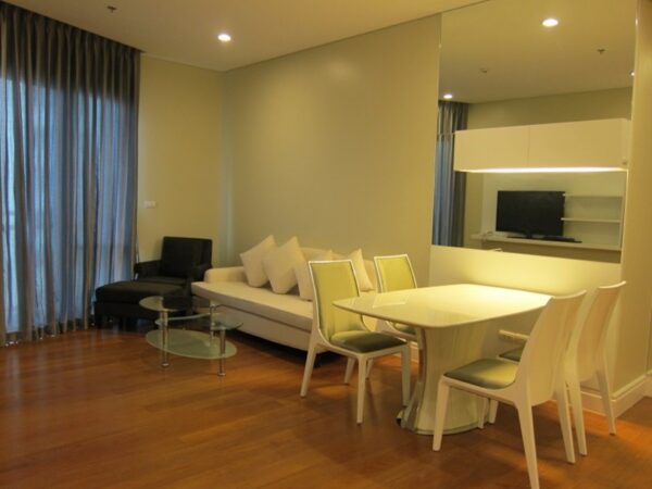 Bright Sukhumvit 24 - 1 Bedroom